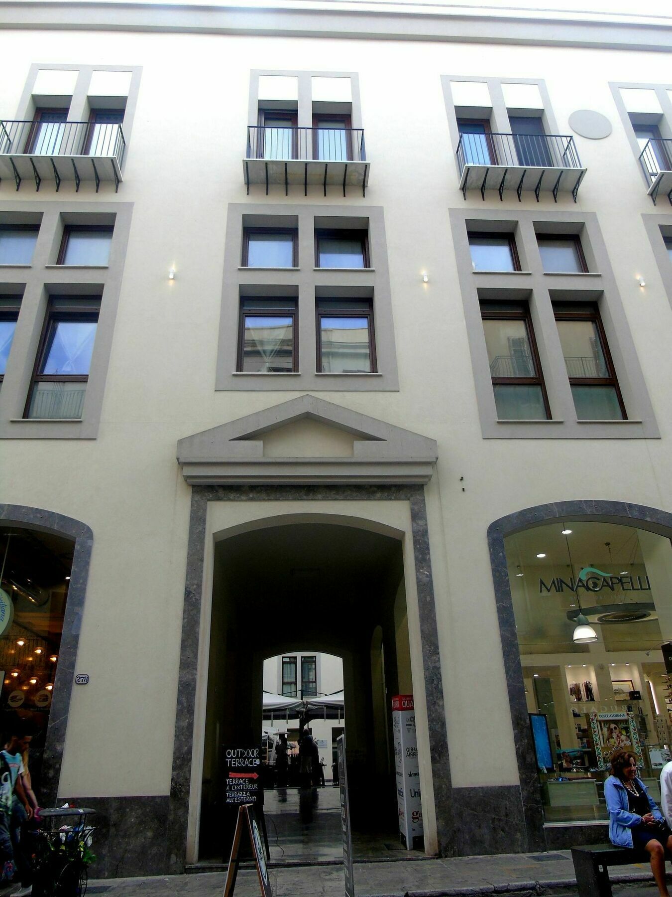 Gasthuis Quaroni Palermo